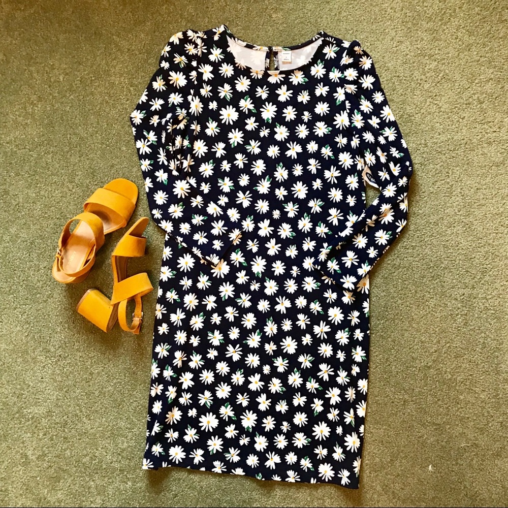 DONATING 8/1! | Old Navy | Ponte floral dress